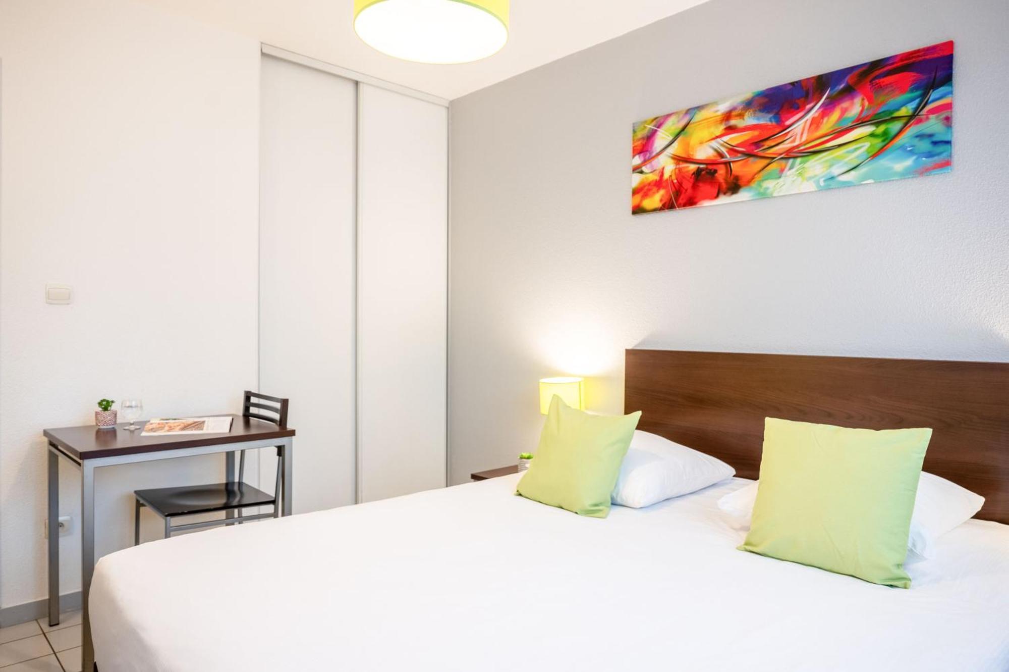 Comfort Aparthotel Besancon La City Exterior foto